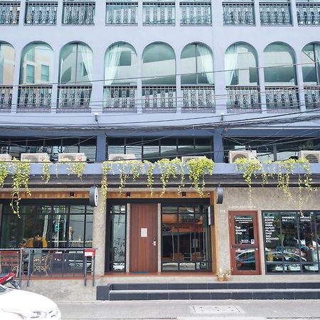 Zen Rooms Zleepmotion Bangkok Exterior photo