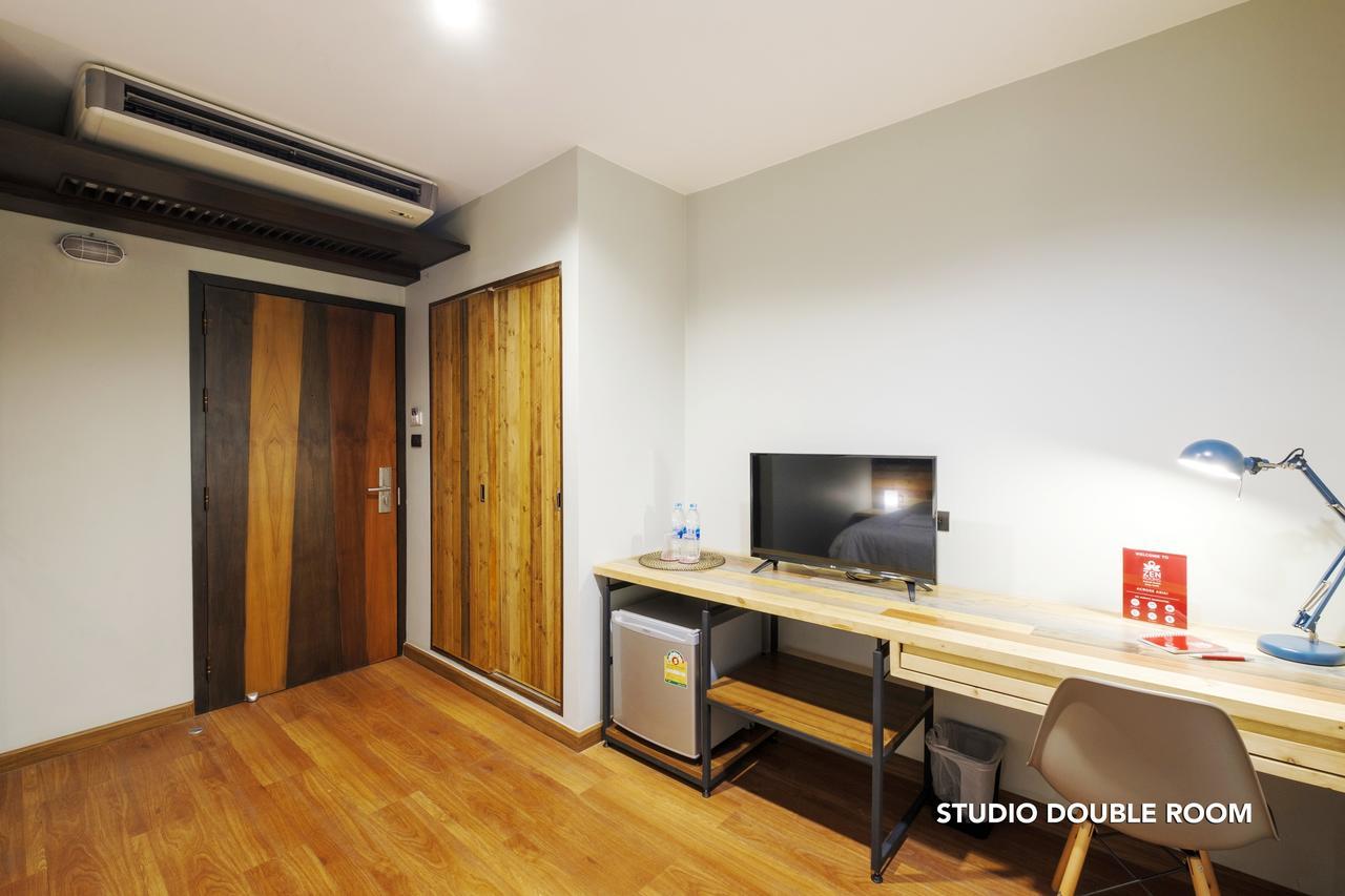 Zen Rooms Zleepmotion Bangkok Exterior photo